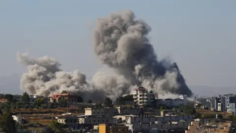 Israel Launches Airstrikes on Southern Lebanon Despite Ceasefire, 11 Fatalities Reported