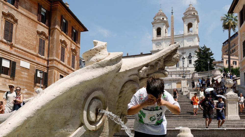 Italy Heatwave 2026: How to Enjoy Warm Weather Safely