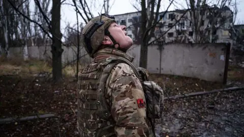 Transformations on Ukraine's Front Lines: The Impact of Modern Warfare