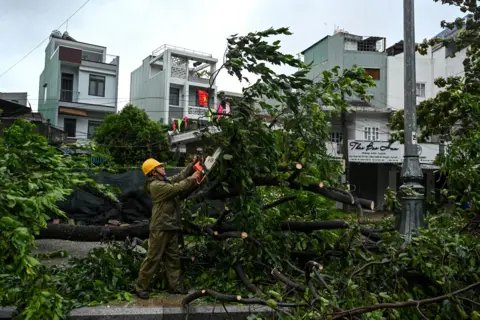 Typhoon Kalmaegi's Aftermath: Nearly 200 Lives Lost in the Philippines and Vietnam as Storm Weakens