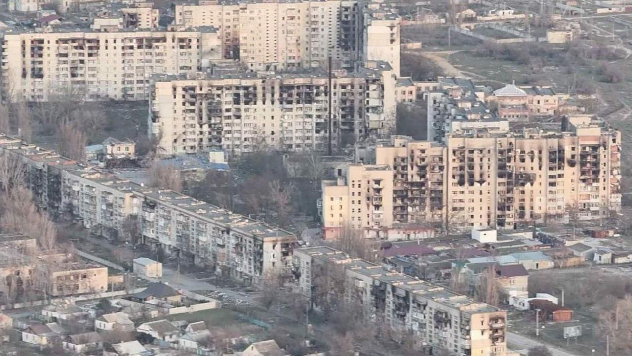 Residents in Oleshky survive on garden weeds amid blockade and drone killings