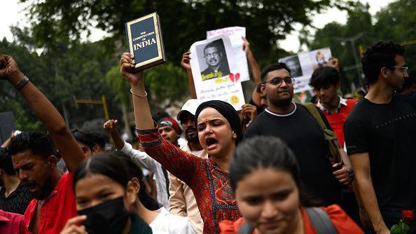 India’s ‘Cockroach’ Protest Marches Toward Parliament and Meets Rigid Police Block