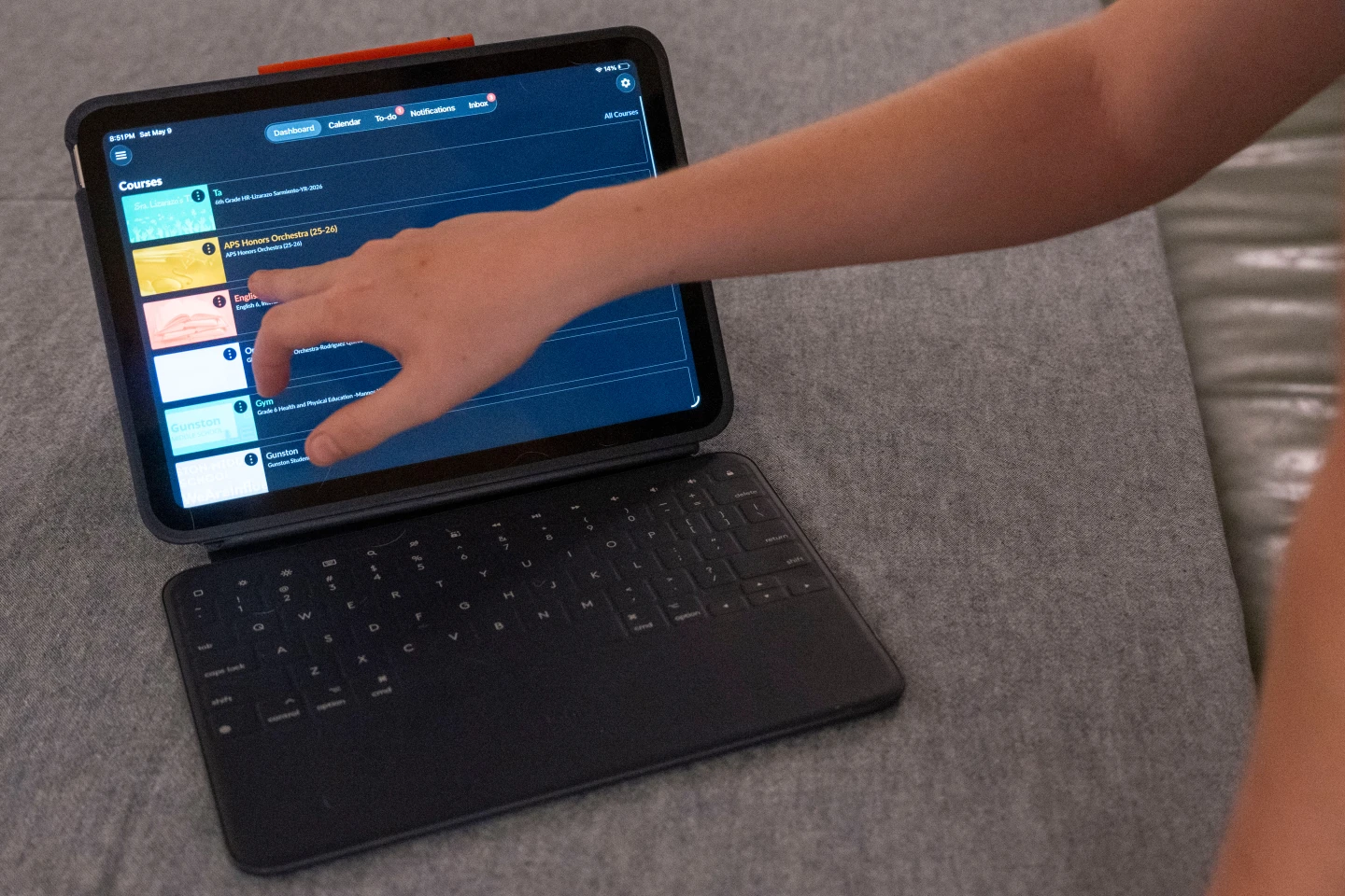 From Tech‑First to Screen‑Curb: U.S. Schools Re‑evaluate Digital Devices