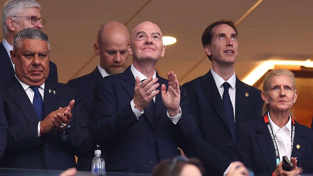 FA chairwoman Debbie Hewitt with FIFA president Gianni Infantino during the World Cup semi-final