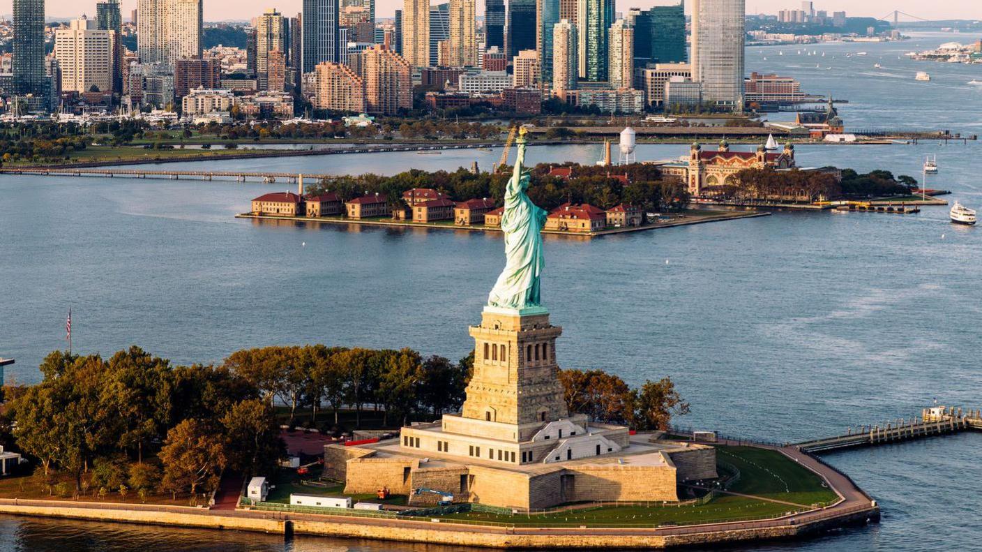 Police Arrest Boat Operator After Capsizing Near Statue of Liberty—Woman and Infant Killed