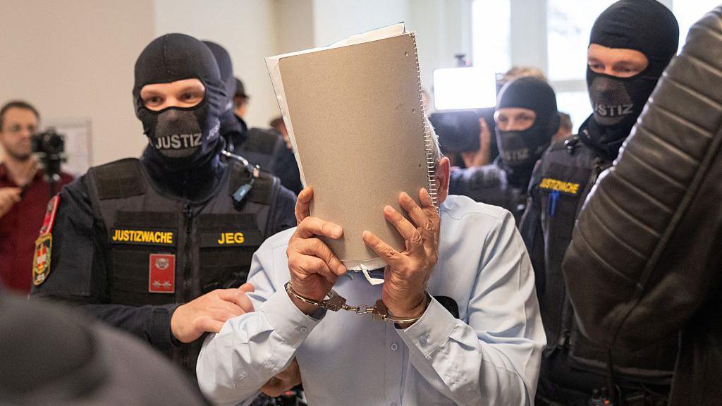 Former Syrian Intelligence Leader Convicted of Torture in Vienna