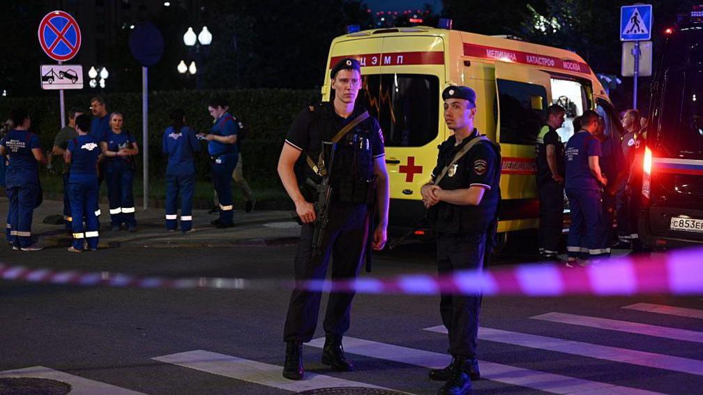 Moscow Restaurant Explosion: Three People Killed, 15 Injured