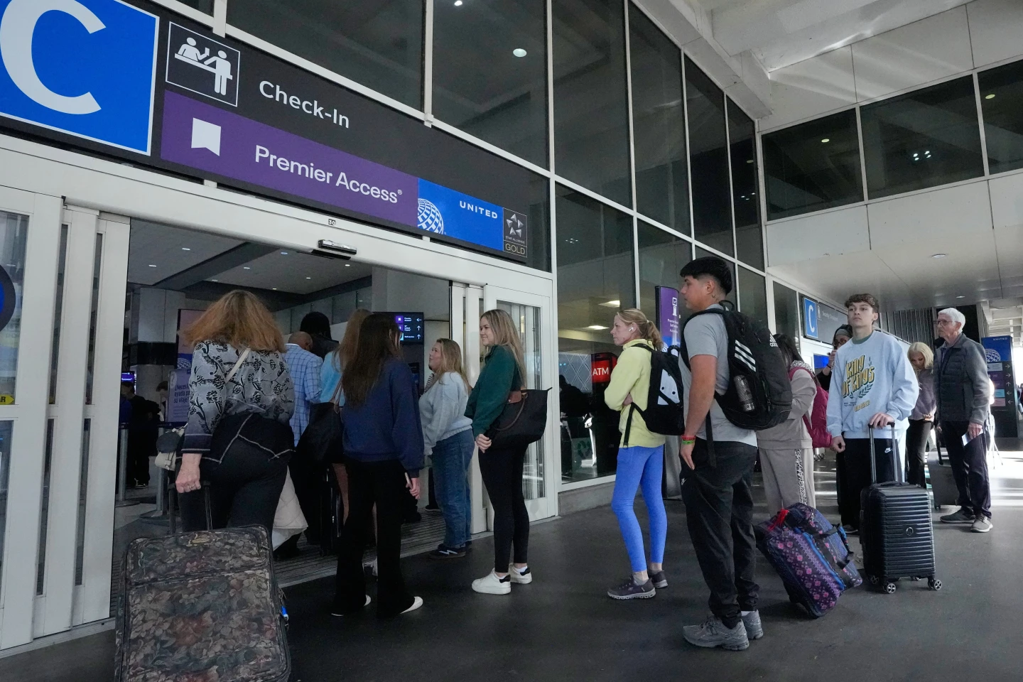 Global Flight Cancellations Amplified by Middle Eastern Strife and Fuel Shortages
