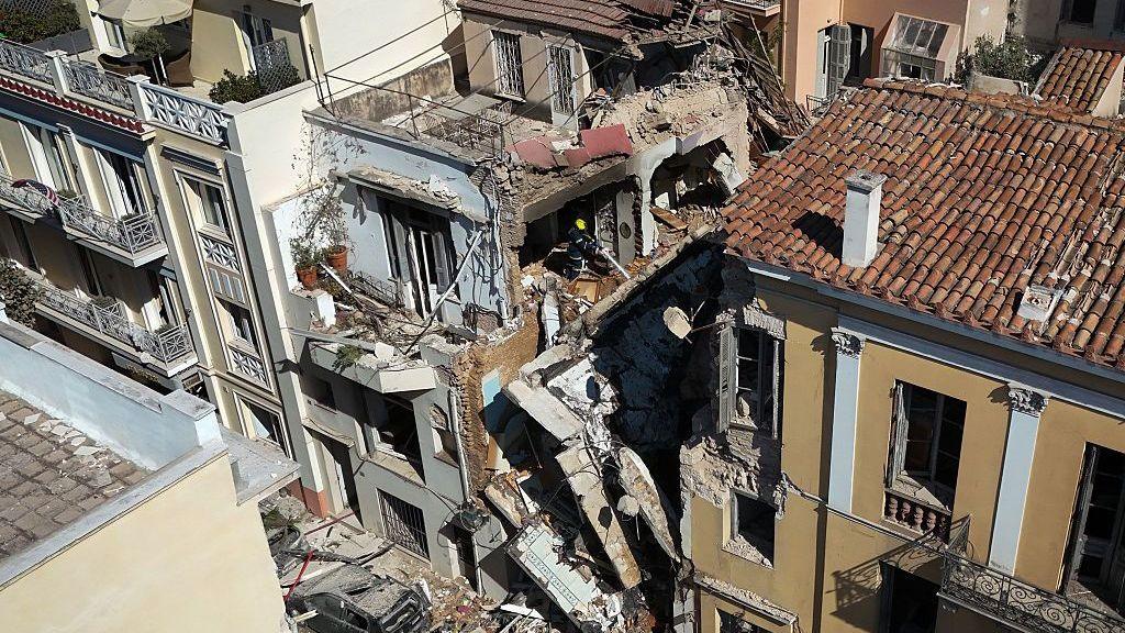 Explosion in Athens Plaka District Leaves Two Dead, Several Missing