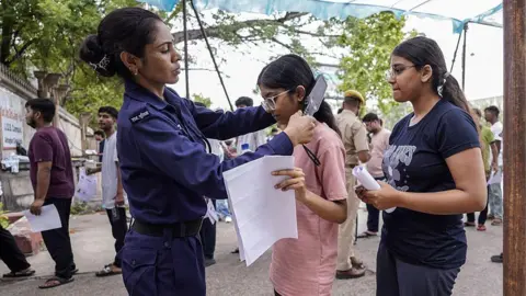 India Tightens Security as Millions of Medical‑Entrance Students Re‑take NEET Exam After Leak Scandal
