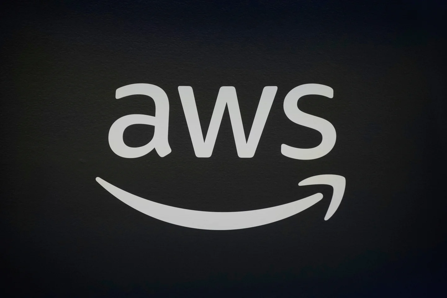 Global Internet Disruption Caused by Amazon's Cloud Outage