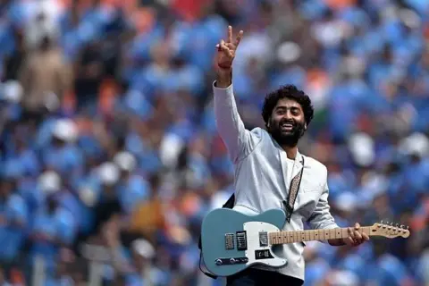 Farewell to Arijit Singh: India Mourns the Withdrawal of Its Favorite Playback Singer
