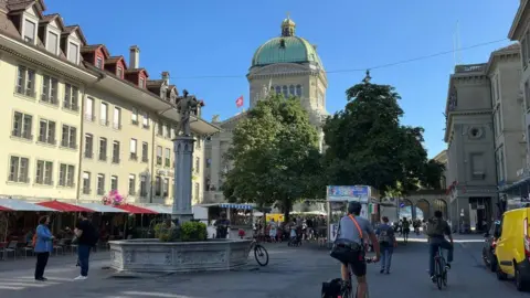Swiss Voters Approve Electronic ID Cards in Narrow Vote