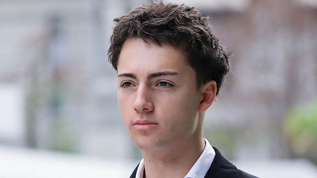 French Student Fined in Singapore for Viral Straw‑Licking Stunt