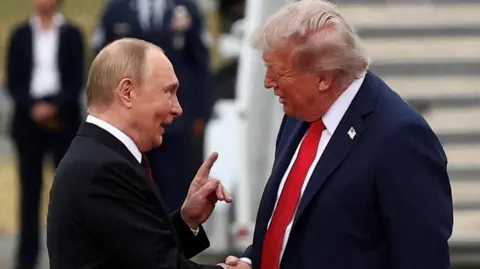 White House Confirms No Immediate Plans for Trump-Putin Discussions