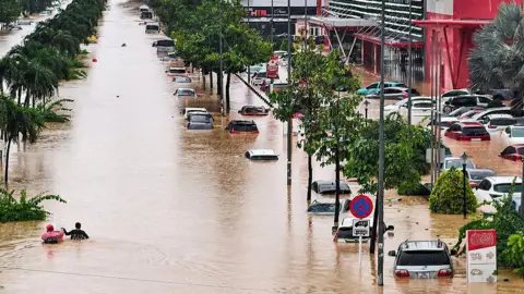 Severe Flooding in Vietnam Claims 41 Lives Amid Relentless Rains