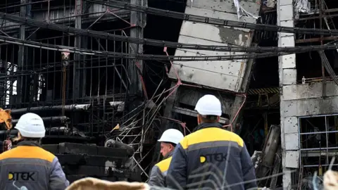 Ukraine Faces Severe Power Struggles Amid Ongoing Russian Attacks