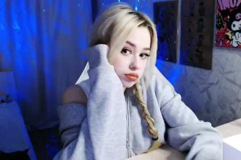 Molecule: The Weight-Loss Pill Gripping Young Russians Amid Health Risks