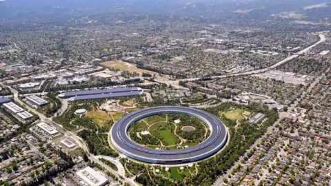 Silicon Valley Concerns Over Potential AI Bubble Burst