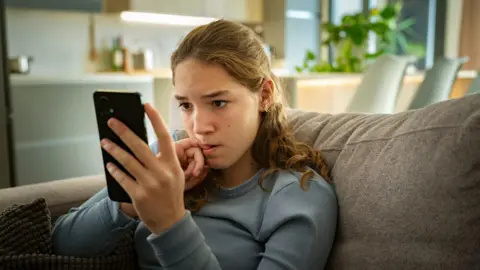 Study Reveals Instagram's Teen Safety Tools Ineffective in Preventing Harmful Content