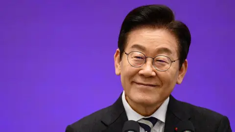 Controversy Arises Over South Korean President's Hair Loss Treatment Proposal