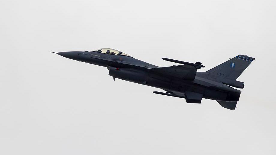 Greek Fighter Jet Crash‑Lands at Zakynthos Airport, Disrupting Summer Holiday Traffic