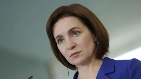 Moldova's President Sandu Warns of Kremlin Threats Ahead of Crucial Elections