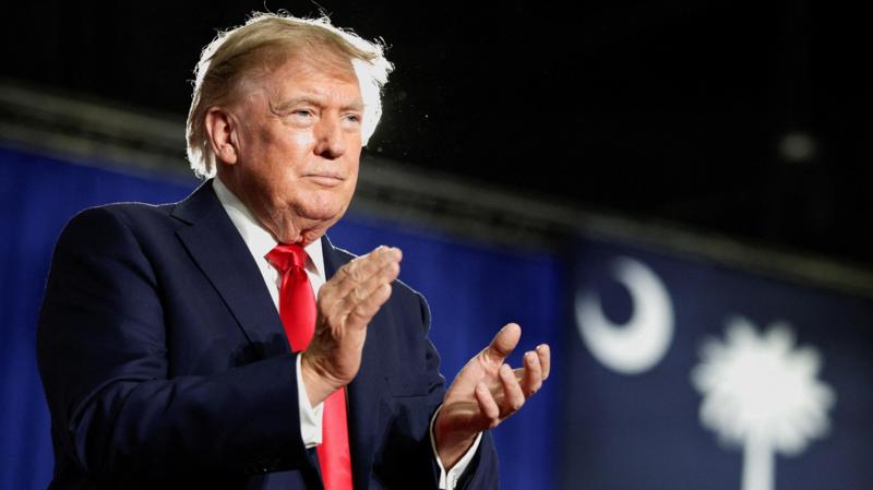 Trump declares Canada seeks benefits of US state amid trade war