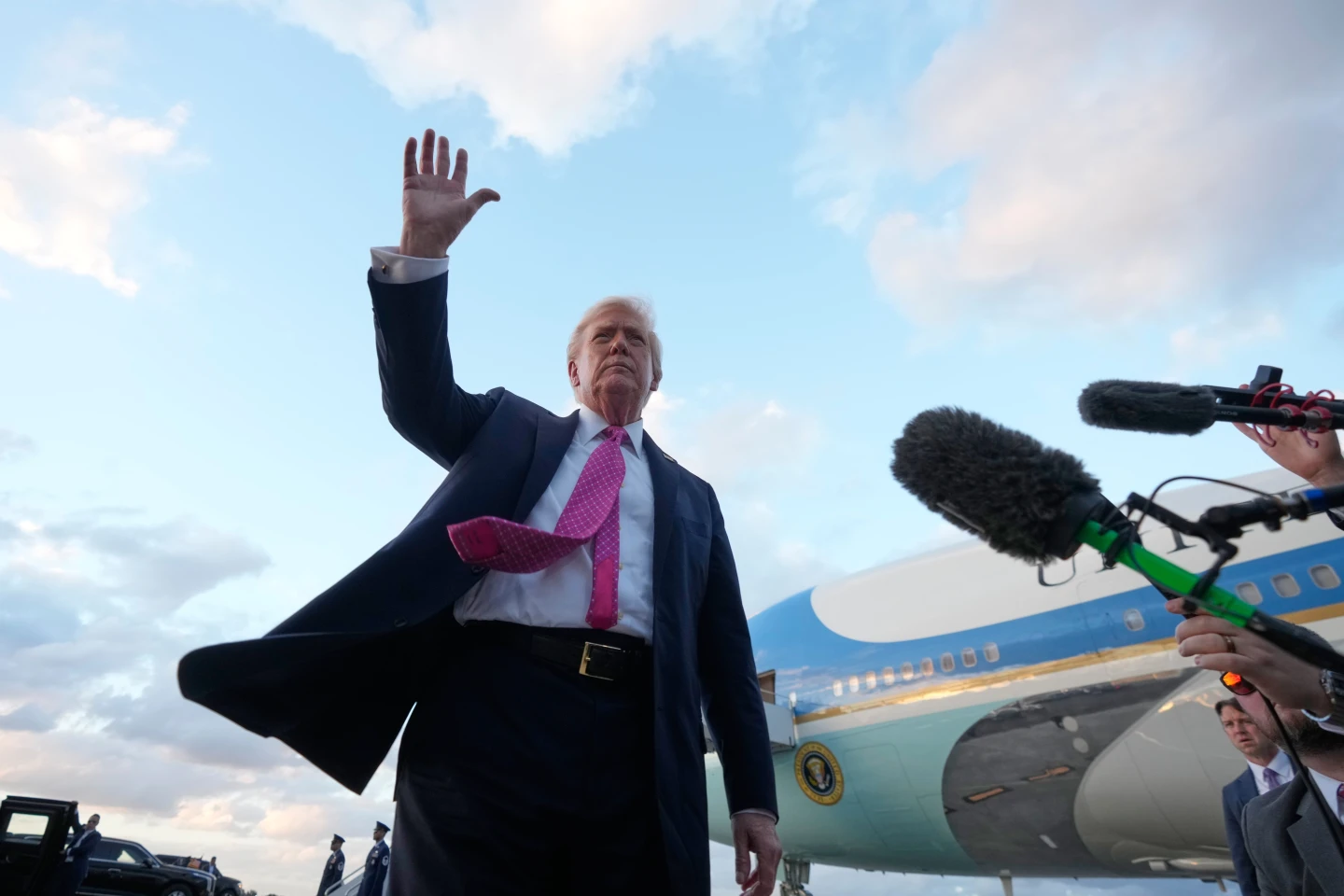 Economic Concerns Rise Among Americans as Trump Promises Fall Flat