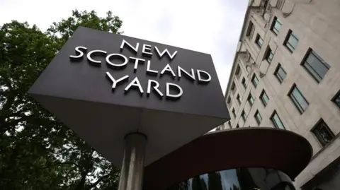 Three Arrested in UK for Alleged Espionage Ties to Russia