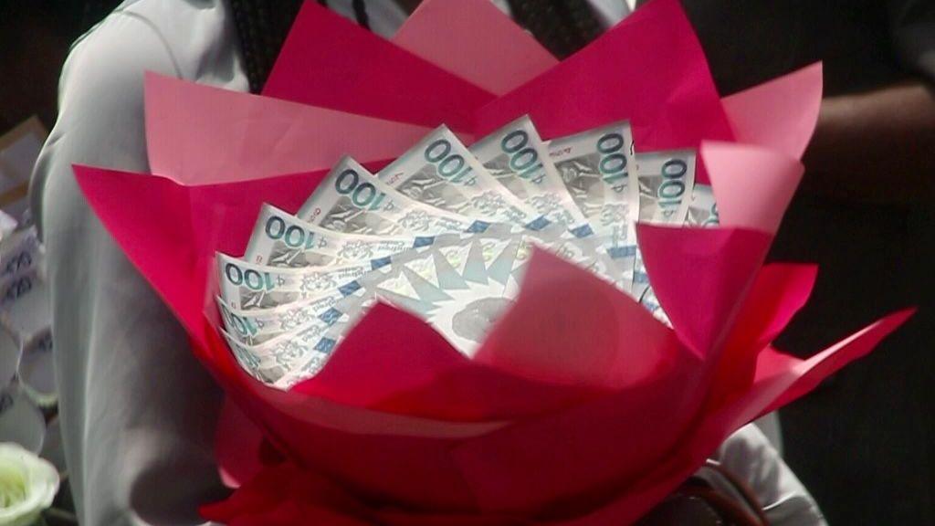 Seven Arrested in Ghana Over ‘Money Bouquets’ Misuse of Cedi
