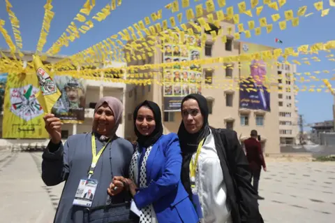 Fatah's Political Conference Amid Palestinian Discontent: A Critical Turning Point?