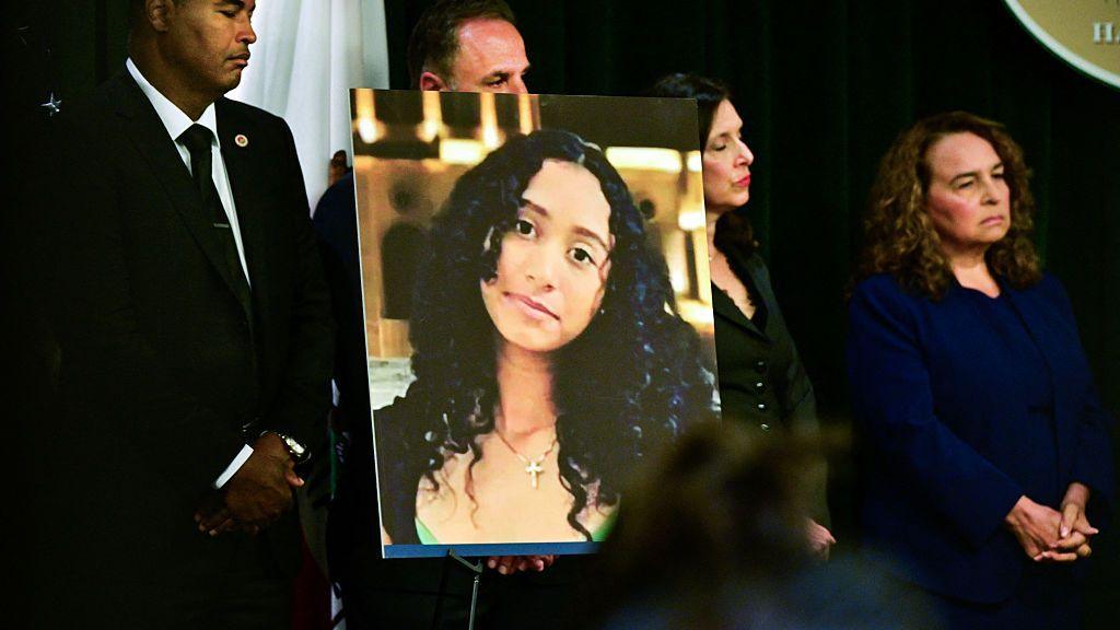 Family Appeals for Death Penalty as Singer D4vd Faces Murder Trial