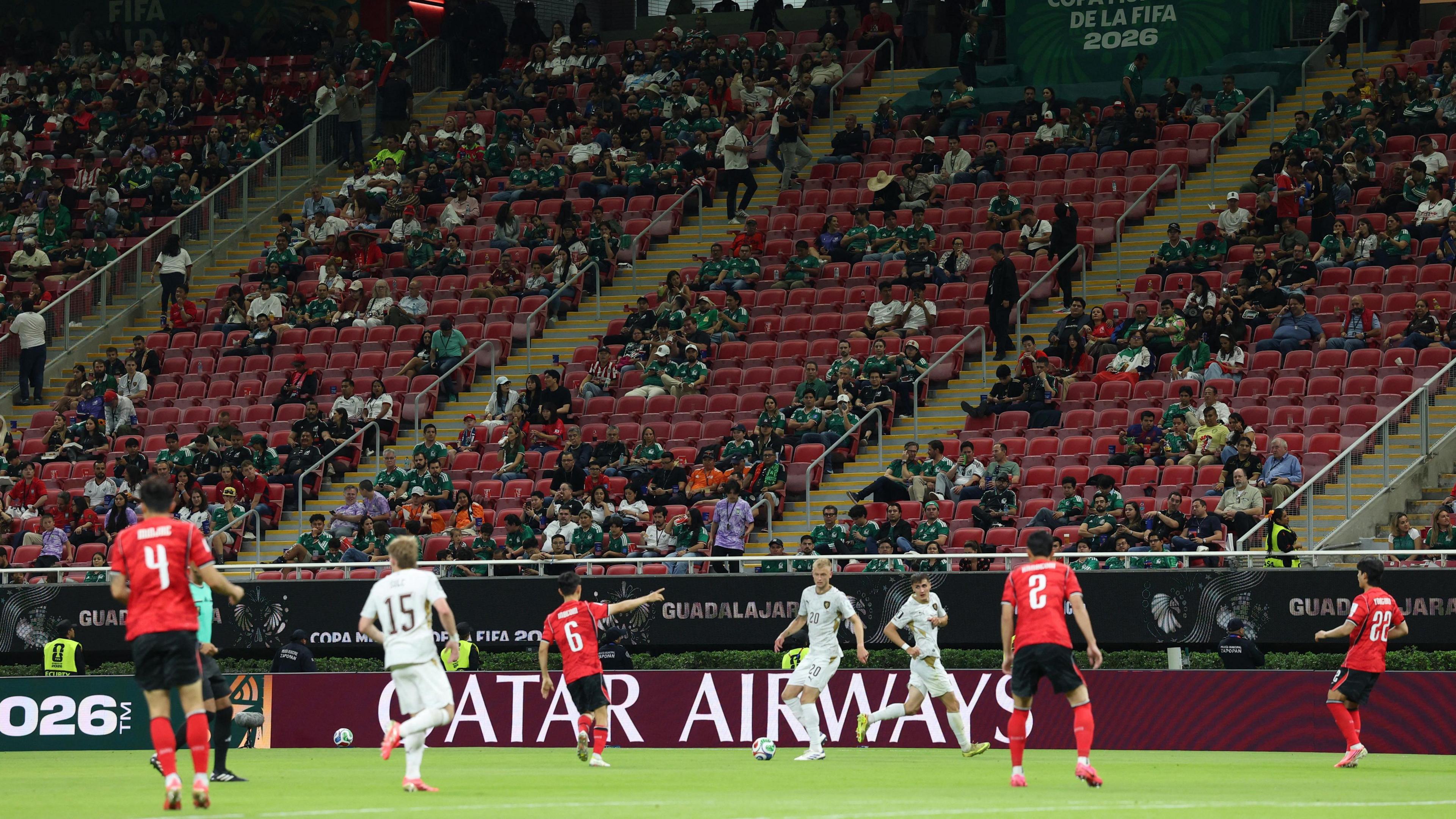 FIFA disputes reported full stadium, citing fans on concourses