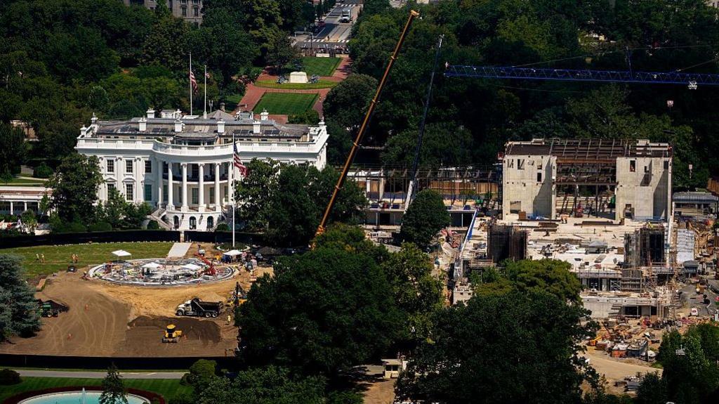 Supreme Court Upholds Trump’s $400 m White House Ballroom, Sparking Debate Over Historic Preservation