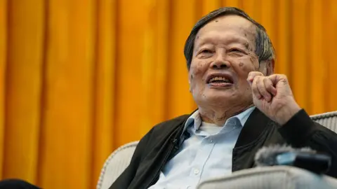 Tributes Flow as Renowned Physicist Chen Ning Yang Passes Away at 103
