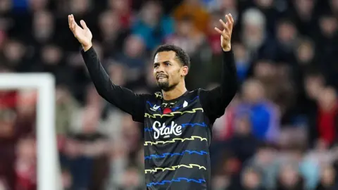 The Rise of Iliman Ndiaye: A Journey from YouTube to Premier League Stardom