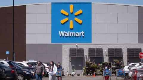 Walmart's Consumer Spending Alert: Rising Fuel Costs and Geopolitical Pressures Reshape U.S. Retail Landscape