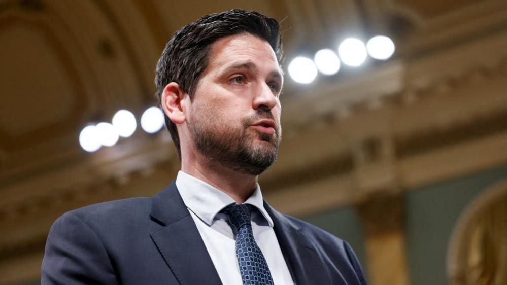 Canada suspends plans to widen assisted‑dying laws to people with mental illness