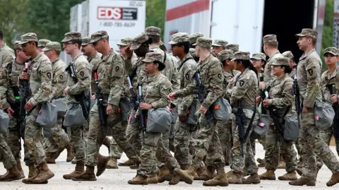 National Guard Troops Arrive in Chicago Amid Trump’s Immigration Crackdown